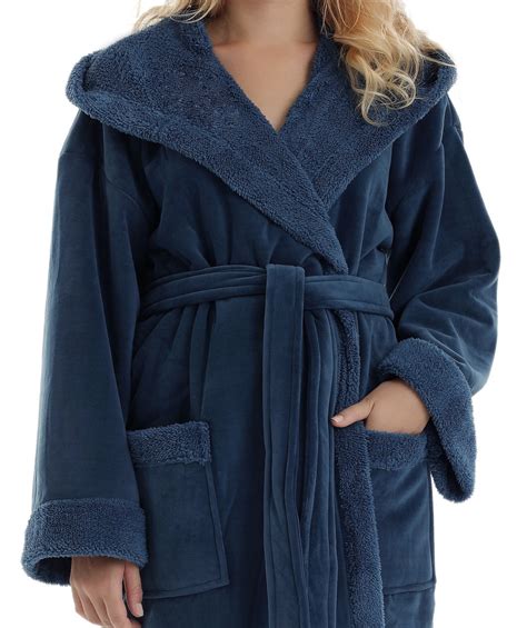 fleece hooded bathrobe|women's hooded robe with pockets.